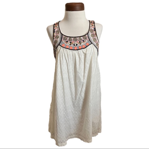 ANTHRO Lilka Embroidered Shift Dress Pockets Size S - Picture 4 of 11